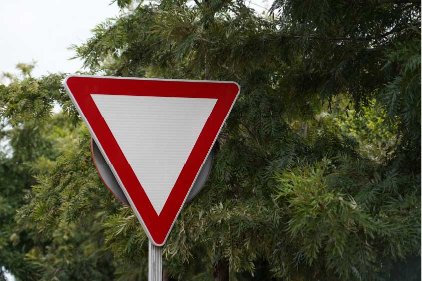 טענת הגנת אי חוקיות התמרור – חוק ופסיקה