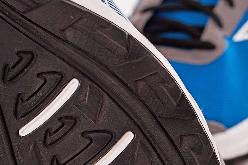 הופר סימן המסחר של אדידס אך היא לא תזכה לפיצוי