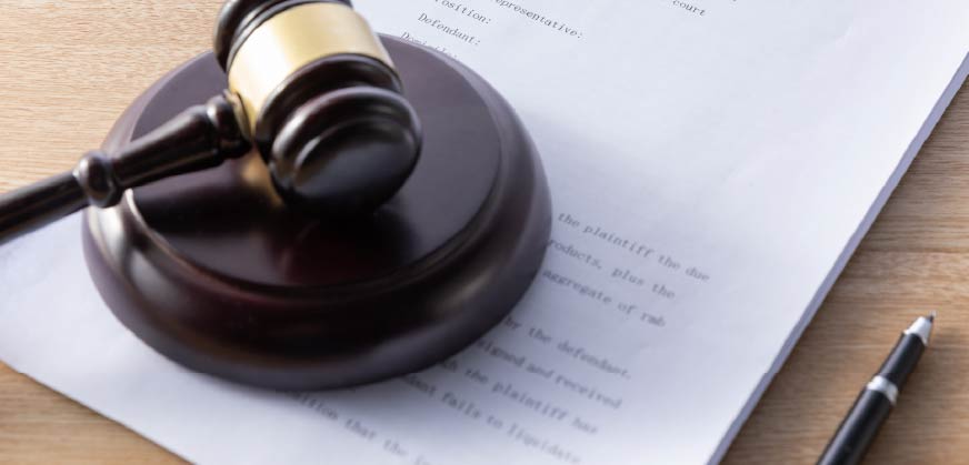 האם עובד שפוטר יכול לקבל דמי אבטלה ללא חתימת המעסיק?